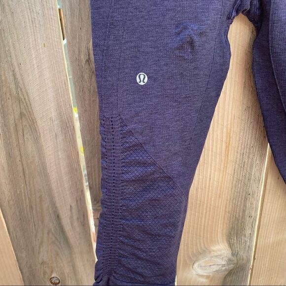 Lululemon In The Flow Crop II leggings - Picture 4 of 16